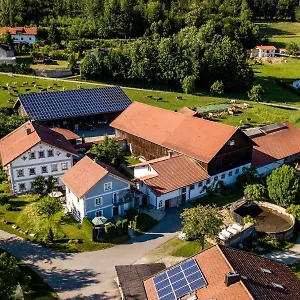 Apartment Ferienbauernhof Rosenberger, Hauzenberg